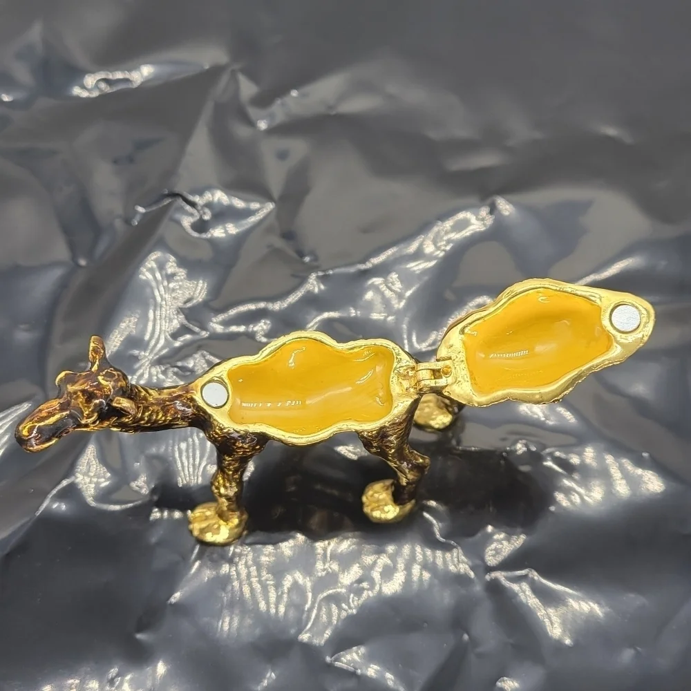 Rare Miniauture Camel Bejeweled Gold & Enamel Camel Trinket VTG W/Clear Stones - Picture 2 of 10